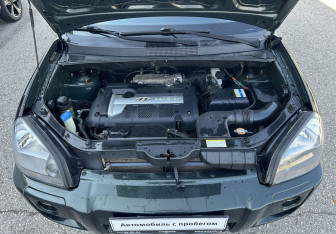 Подержанный автомобиль Hyundai Tucson 2006 года (13 фото)