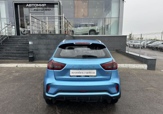 Подержанный автомобиль LIVAN X3Pro 2023 года (6 фото)