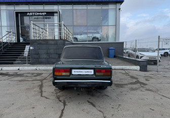 Подержанный автомобиль LADA (ВАЗ) 2107 2010 года (6 фото)