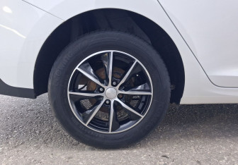 Подержанный автомобиль Hyundai Solaris Sedan 2021 года (14 фото)