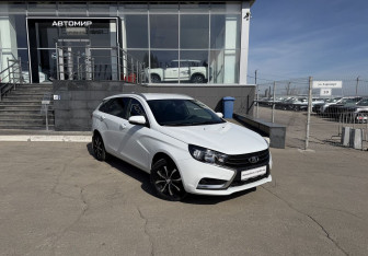 Подержанный автомобиль LADA (ВАЗ) Vesta Wagon 2021 года (3 фото)