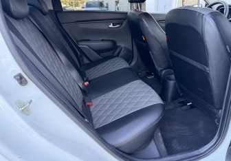Подержанный автомобиль Kia Rio Sedan 2017 года (12 фото)