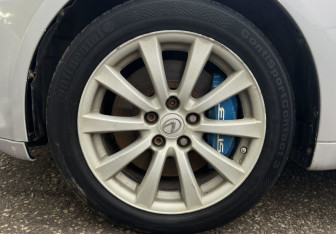 Подержанный автомобиль Lexus IS Sedan 2008 года (14 фото)