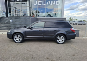 Подержанный автомобиль Subaru Legacy Wagon 2007 года (8 фото)
