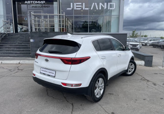 Подержанный автомобиль Kia Sportage 2018 года (5 фото)