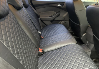 Подержанный автомобиль Ford Focus Hatchback 2014 года (12 фото)