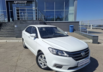 Подержанный автомобиль Lifan Solano 2016 года (3 фото)