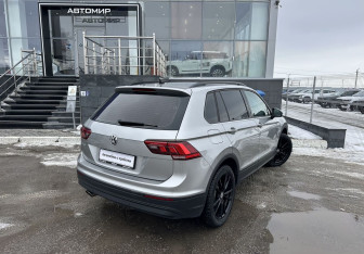 Подержанный автомобиль Volkswagen Tiguan 2020 года (5 фото)