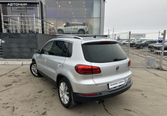 Подержанный автомобиль Volkswagen Tiguan 2015 года (7 фото)