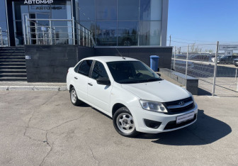 Подержанный автомобиль LADA (ВАЗ) Granta Sedan 2018 года (3 фото)