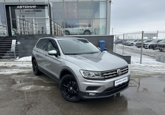 Подержанный автомобиль Volkswagen Tiguan 2020 года (3 фото)