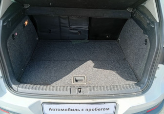 Подержанный автомобиль Volkswagen Tiguan 2012 года (15 фото)