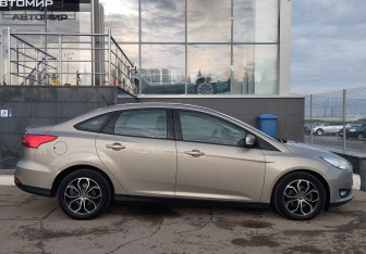 Подержанный автомобиль Ford Focus Sedan 2017 года (4 фото)
