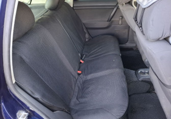 Подержанный автомобиль Volkswagen Polo Hatchback 2008 года (12 фото)