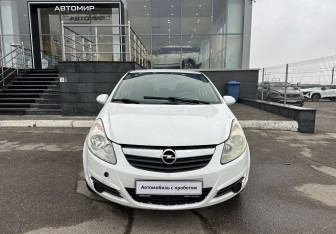 Подержанный автомобиль Opel Corsa 2008 года (2 фото)