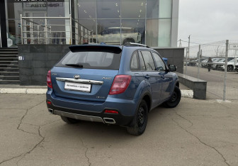 Подержанный автомобиль Lifan X60 2017 года (5 фото)