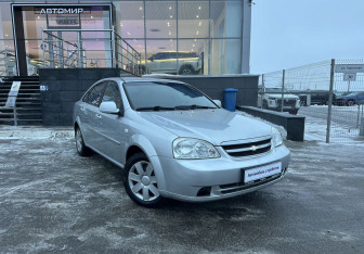 Подержанный автомобиль Chevrolet Lacetti Sedan 2012 года (3 фото)