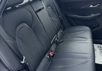 Подержанный автомобиль Omoda C5 2024 года (12 фото)