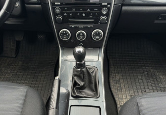Подержанный автомобиль Mazda 6 Sedan 2006 года (11 фото)