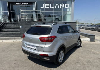 Подержанный автомобиль Hyundai Creta 2016 года (5 фото)