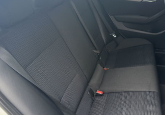 Подержанный автомобиль BMW X1 2012 года (12 фото)