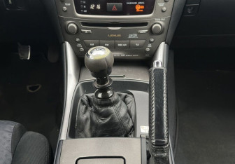 Подержанный автомобиль Lexus IS Sedan 2008 года (11 фото)