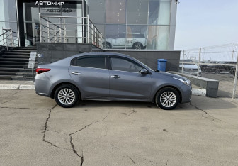 Подержанный автомобиль Kia Rio Sedan 2019 года (4 фото)