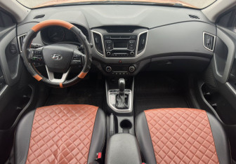 Подержанный автомобиль Hyundai Creta 2017 года (10 фото)
