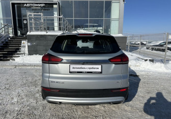 Подержанный автомобиль Geely Atlas Pro 2024 года (6 фото)