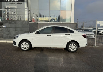 Подержанный автомобиль LADA (ВАЗ) Vesta Sedan 2023 года (8 фото)