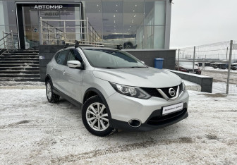 Подержанный автомобиль Nissan Qashqai 2017 года (3 фото)