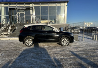 Подержанный автомобиль Haval H2 2016 года (4 фото)