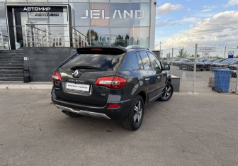 Подержанный автомобиль Renault Koleos 2013 года (5 фото)