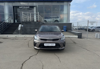 Подержанный автомобиль Kia Rio Sedan 2019 года (2 фото)