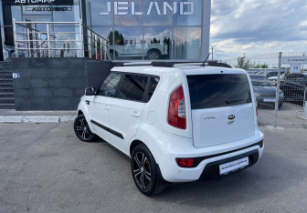 Подержанный автомобиль Kia Soul 2012 года (7 фото)