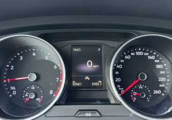 Подержанный автомобиль Volkswagen Tiguan 2020 года (9 фото)