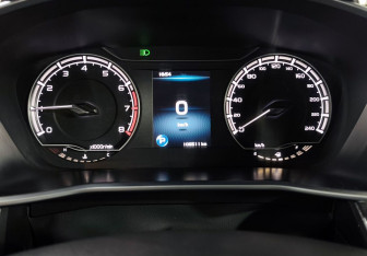 Подержанный автомобиль Geely Coolray 2020 года (9 фото)