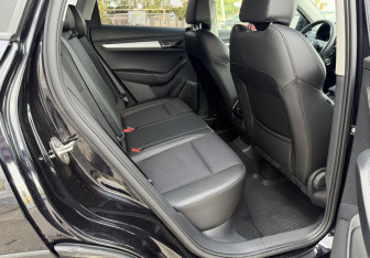 Подержанный автомобиль Skoda Karoq 2021 года (12 фото)