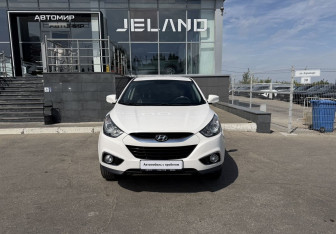 Подержанный автомобиль Hyundai ix35 2012 года (2 фото)