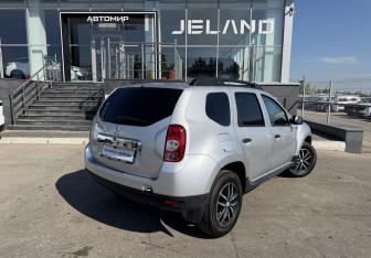 Подержанный автомобиль Renault Duster 2012 года (5 фото)