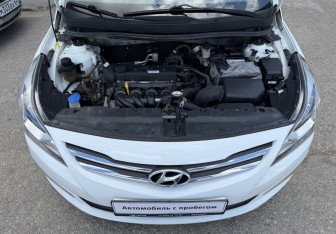 Подержанный автомобиль Hyundai Solaris Sedan 2015 года (13 фото)