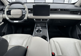 Подержанный автомобиль Jetour Dashing 2023 года (10 фото)