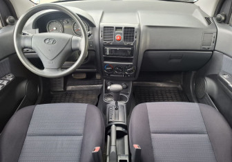 Подержанный автомобиль Hyundai Getz 2008 года (10 фото)