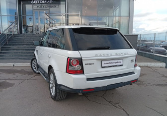 Подержанный автомобиль Land Rover Range Rover Sport 2013 года (7 фото)