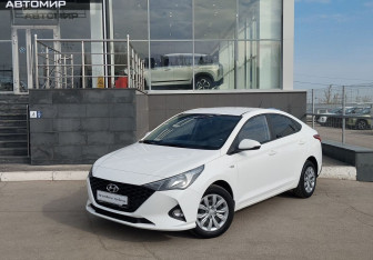 Подержанный автомобиль Hyundai Solaris Sedan 2022 года (1 фото)