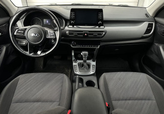 Подержанный автомобиль Kia Seltos 2020 года (10 фото)