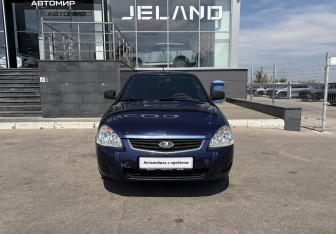 Подержанный автомобиль LADA (ВАЗ) Priora Sedan 2013 года (2 фото)