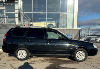Подержанный автомобиль LADA (ВАЗ) Priora Wagon 2010 года (4 фото)