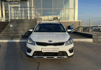 Подержанный автомобиль Kia Rio Hatchback 2019 года (2 фото)