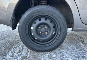 Подержанный автомобиль LADA (ВАЗ) Granta Sedan 2017 года (15 фото)